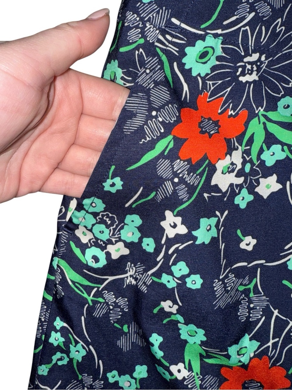 Lady Hagen Skort Navy Floral Mini Skirt/shorts, with pockets, golf wear - Picture 4 of 7